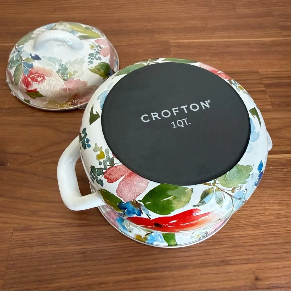 Brand New Crofton 1 Quart Mini Dutch Oven / Casserole Pot - Bright Floral Enamel